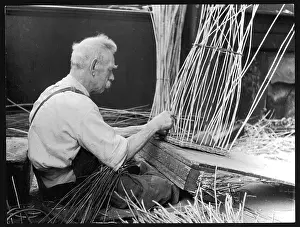 Basketmaking: BASKETMAKING