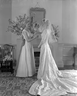 Bateman: Bateman - Ramsey Wedding, Bride and Bridesmaid