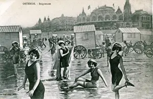 Bathers: Bathers & Bathing Huts, Ostende/Ostende, Belgium