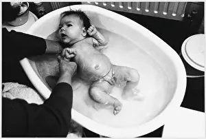 Bathtime: Bathtime for new baby