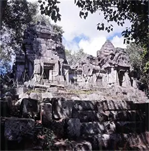 Battambang: BATTAMBANG/KHMER RUINS