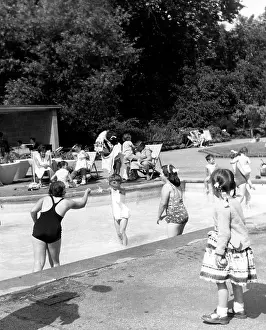 Lido: BATTERSEA PADDLING POOL