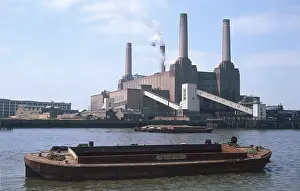 Generators: BATTERSEA POWER STATION