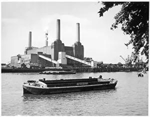 Generators: BATTERSEA POWER STATION