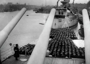 Commissioning: Battleship Admiral Scheer, 1933