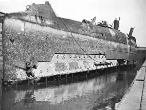 Scapa: Battleship Moltke in the dry dock, 1927