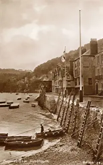Flagpoles: Bayard's Cove - Dartmouth, Devon