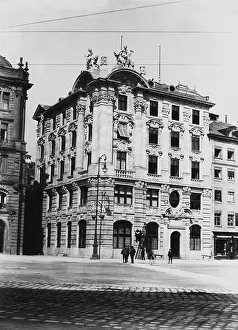 Credit: The Bayerische Bank in Munich, 1910