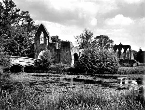 Thornham: BAYHAM ABBEY
