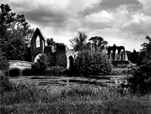 Thornham: BAYHAM ABBEY