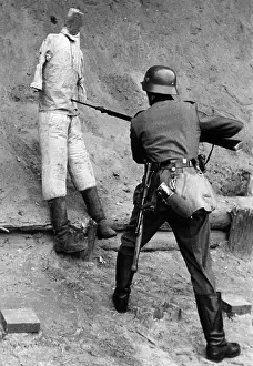 Stab: Bayonet training on a dummy, 1938