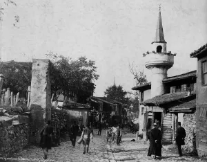 Bazaar: Bazaar district in Constantinople, 1910
