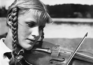 Braids: BDM girl, 1937