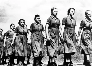 Bund: BDM/GIRLS MARCHING