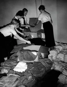 Cardboard: BDM uniforms for Austria, Berlin 1938