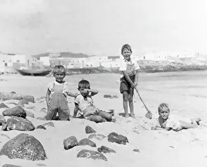 Alexander Brims: FOUR BEACH BOYS