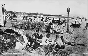 Tayside: BEACH AT CARNOUSTIE