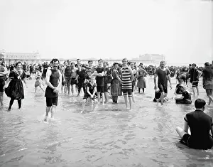 One Piece: Beach - Crowd - Atlantic City - Summer - Leisure