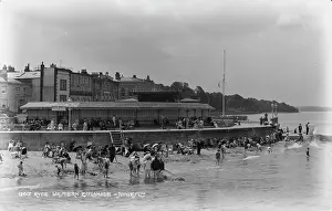 Esplanade: Beach Day at Ryde