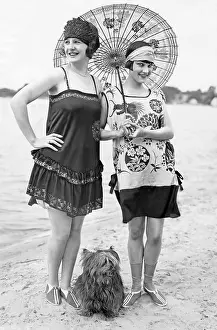 Crepe: Beach fashion, 1926