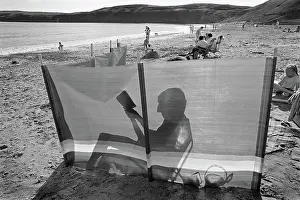 Windbreak: beach shadow, Aberdaron