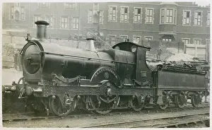 Beaconsfield: Beaconsfield railway engine 1122, Baker Street, London
