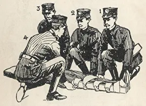 Splint: Four bearers and patient (2 of 6)