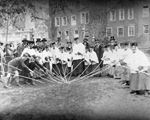 Bounds: BEATING BOUNDS, 1930