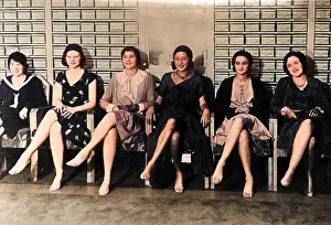 Whichcolourisedpic: BEAUTIFUL LEGS CONTEST