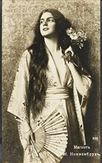 Tresses: Beautiful Russian Actress