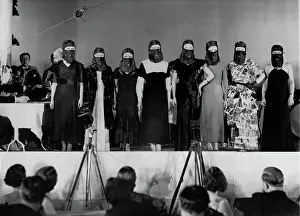 Cloaked: Beauty Contest for eyes