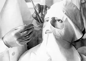 Pincers: Beauty Treatment 1930s