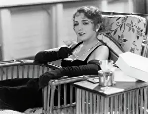 Bebe: Bebe Daniels - Actress - Celebrity