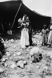 Kaffiyeh: Bedouin hunter with his falcon and child, ?