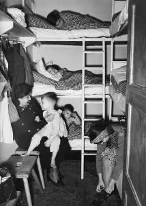 Bunk: Bedroom of an air raid shelter, 1941