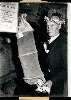 Lueneburger: Bee king Otto Muller, Germany