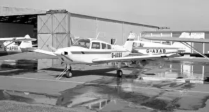 Musketeer: Beech C23 Musketeer G-AXSX