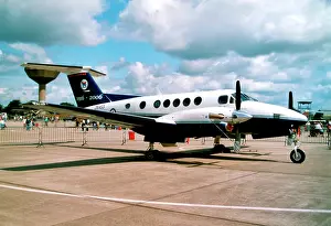 B200: Beech King Air B200 ZK453