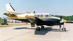 Parachute: Beechcraft U-21A Ute 66-18015