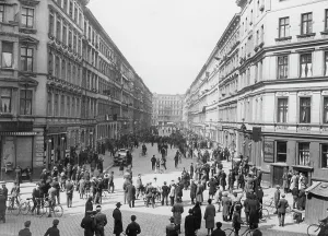 Disbanded: Beginning of a KPD protest march in Wedding, 1929