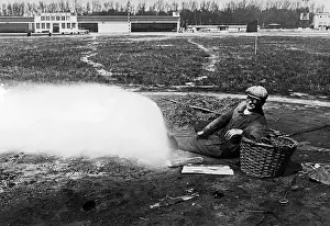 Pensioner: The beginnings of air traffic: a fire maker at work, 1926
