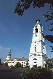 Sarov: The belfry of the Sarov monastery in Arzamas'16. 1990