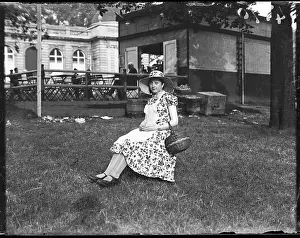 Dess: BELGIAN PEASANT WOMAN