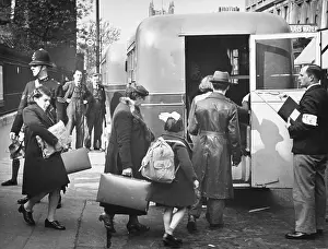 Distributing: Belgian refugee transport WWII