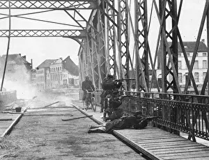 Tactics: Belgian troops at Termonde, Belgium, WW1