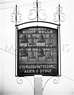 Hadleigh: EIGHT BELLS PUB SIGN