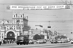 Belorussky: Belorussky Railway Station, 1982
