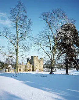 Belsay: Belsay Castle in snow