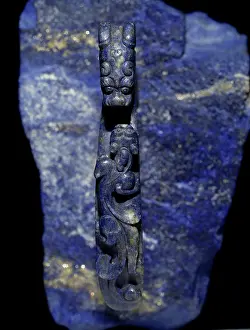 Sulphate: Belt-hook in lapis lazuli