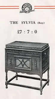 Gramophone: Beltona Sylvia cabinet Gramophone